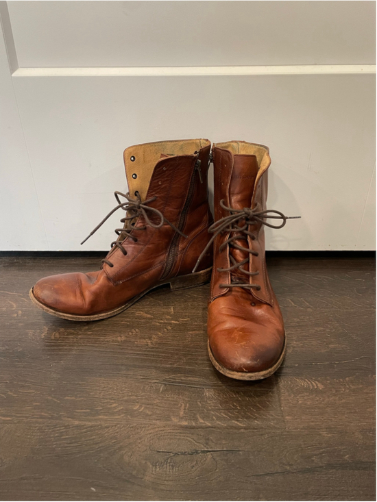 Frye Shoes - Frye Melissa Short Lace Up Side Zip Combat Engineer ankle boot Brown Leather 10